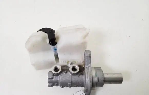 BMW X1 F48 F49 Master brake cylinder 6868997
