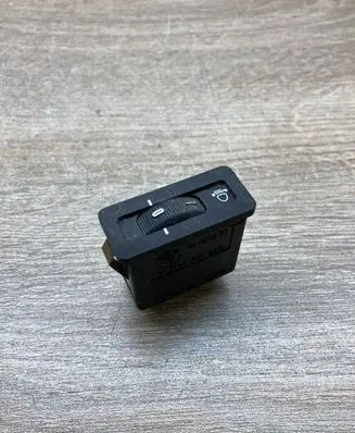 BMW 5 E34 Headlight level height control switch 1391849 04000220