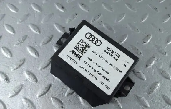Audi A8 S8 D4 4H Parking PDC control unit/module 4H0907440
