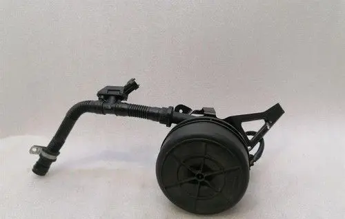 Ferrari FF Secondary air pump