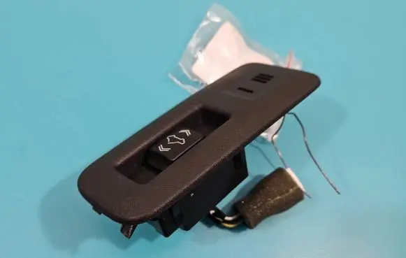 Nissan Juke I F15 Seat control switch 0288336BV80BC IMPRK1359616