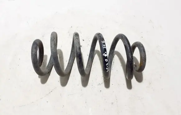 Volvo XC40 Rear coil spring 31658700