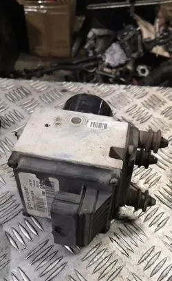 Volkswagen PASSAT B6 ABS Pump 3c0614109af