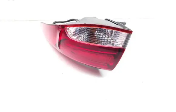 Hyundai i40 Rear/tail lights 924023Z5