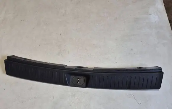KIA Sportage Trunk/boot sill cover protection 857700Z100