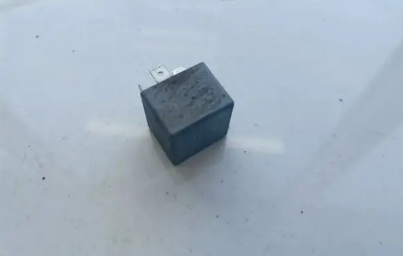 Volkswagen Golf IV Other relay 141951253b 20240072