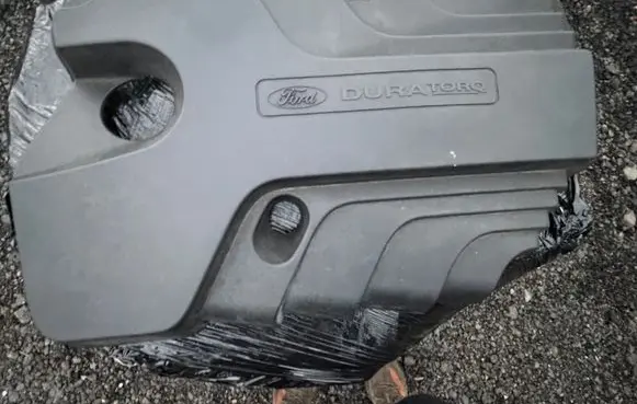 Ford Mondeo MK V Engine cover (trim)