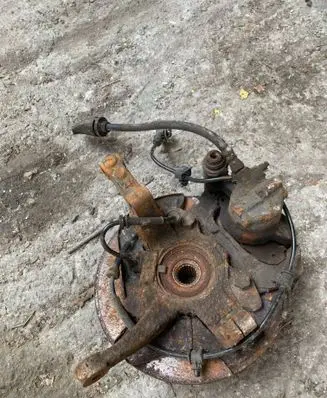 Fiat Panda II Front wheel hub spindle knuckle 