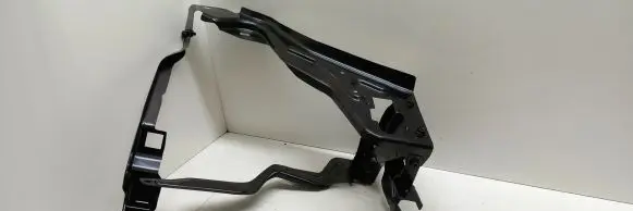 Mercedes-Benz C W204 Headlight/headlamp mounting bracket A2046200291 2046200291 A2046201091