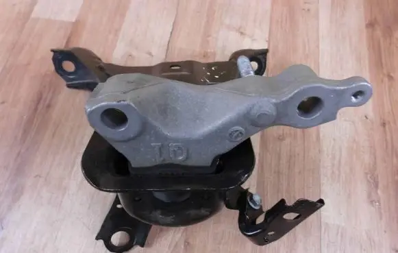 Toyota Corolla E210 E21 Engine mount bracket 123050T331