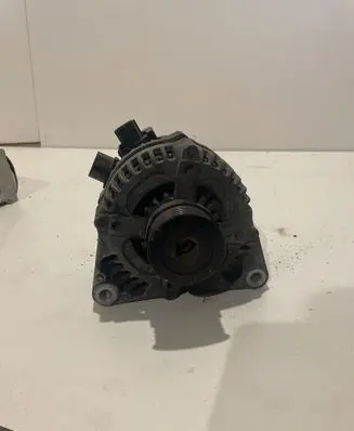 Ford C-MAX I Generator/alternator 3M5T10300YC