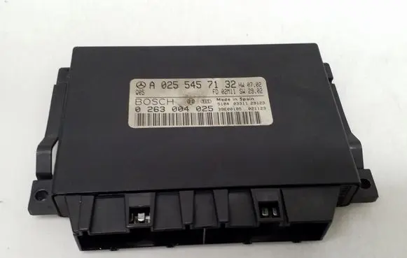 Mercedes-Benz E W211 Parking PDC control unit/module A0255457132 0263004025