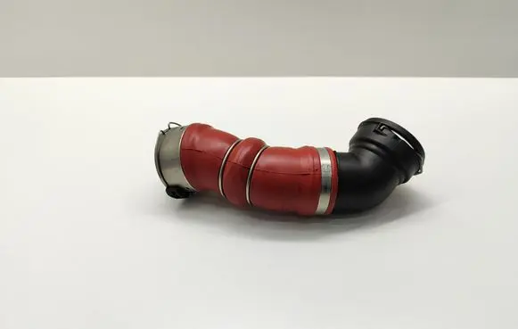 Intercooler hose/pipe