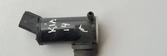 KIA Sportage Windscreen/windshield washer pump 985102s000