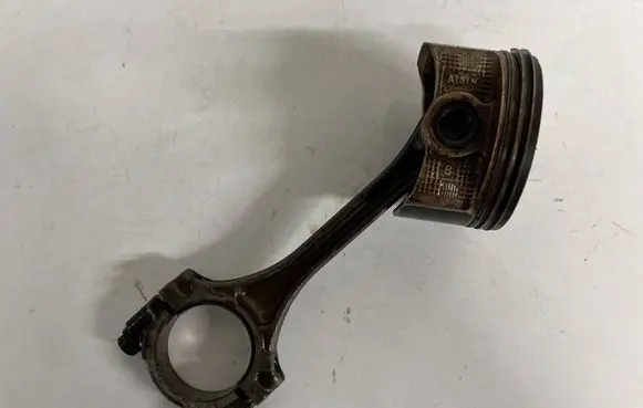 Toyota Prius (XW20) Piston with connecting rod 21110