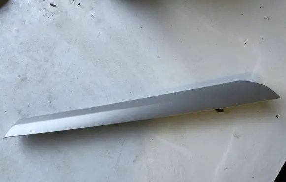 BMW X3 F25 Front door trim bar 7213072 528506 D0002069