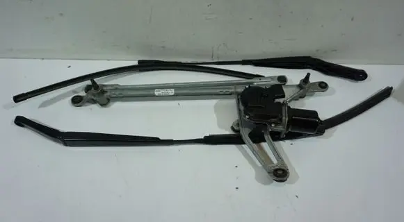 Audi Q5 SQ5 Front wiper linkage 