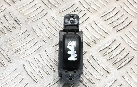 Hyundai Santa Fe Electric window control switch 935753C010 621W17520