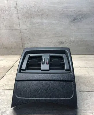 BMW 1 F20 F21 Rear air vent grill 926535001 0058 0858201