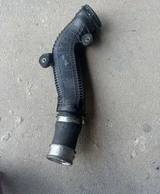 Seat Leon (1P) Intercooler hose/pipe 1K0145840R