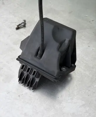 Mercedes-Benz Sprinter W906 Vacuum air tank A6510700768 446447602