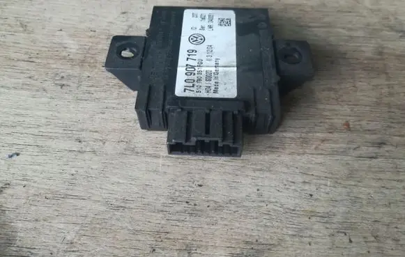 Volkswagen Touareg I Tow bar trailer control unit/module 7L0907719