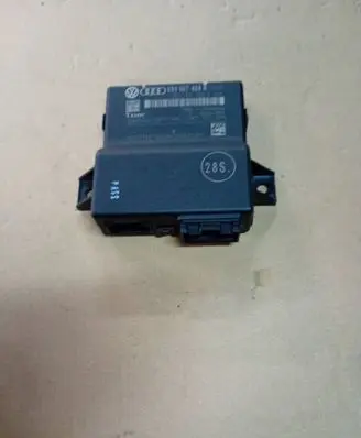 Audi A5 8T 8F Gateway control module 8R0907468N 8R0907468C