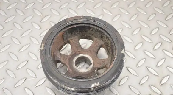 Mercedes-Benz E W211 Crankshaft pulley A2720380003