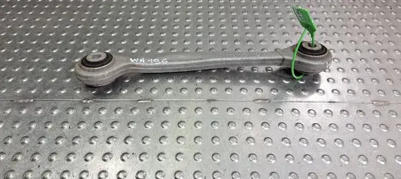 Rear control arm