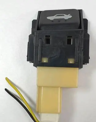 Mazda RX8 Tailgate opening switch 15A489