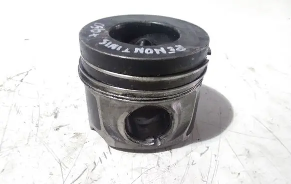 Audi A6 S6 C6 4F Piston M9641