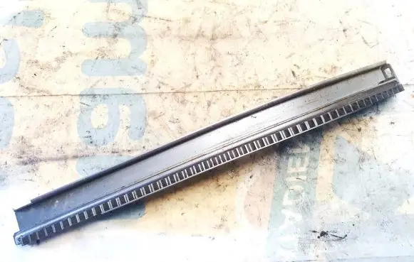 Chrysler Grand Voyager IV Sliding door trim 