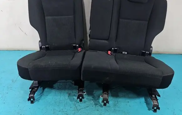 Toyota RAV 4 (XA40) Second row seats IMPRK1562377