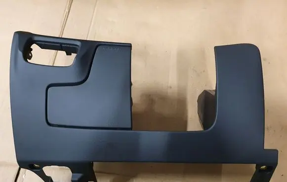 Audi A3 S3 8V Dashboard lower bottom trim panel 8V1863075D 8V1863075B 8V1863075