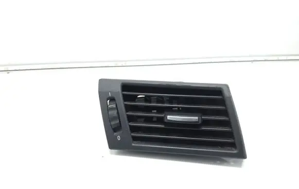 BMW X3 E83 Dashboard side air vent grill/cover trim 3415974