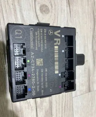 Mercedes-Benz B W246 W242 Door control unit/module A1669006005