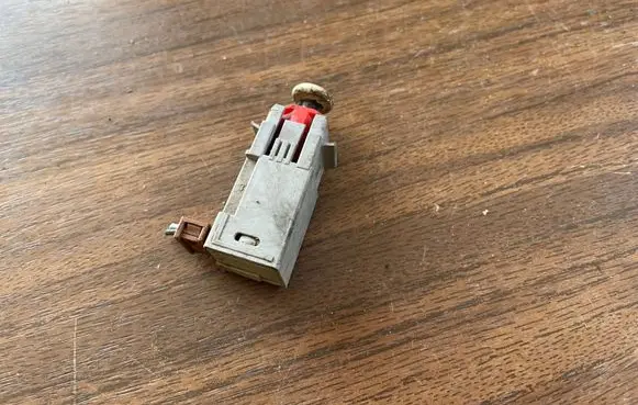 Clutch pedal sensor