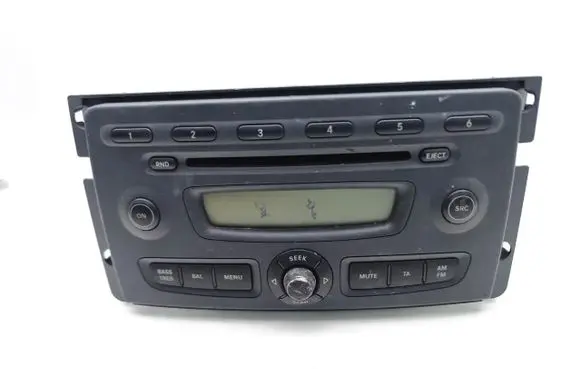 Smart ForTwo I Radio/CD/DVD/GPS head unit A4518203479 VP7CRF18C815AF