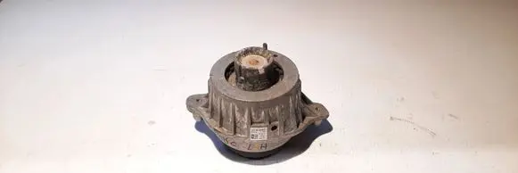 Mercedes-Benz C W205 Engine mount bracket A2052406617