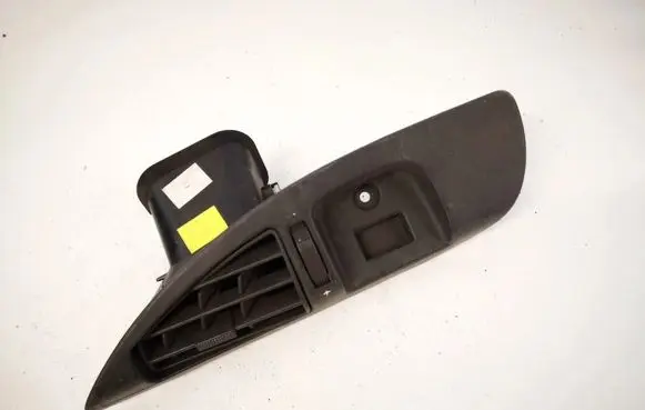 Peugeot 807 Dash center air vent grill 1488068077 a1000119