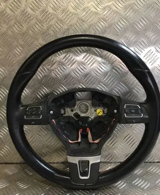 Volkswagen Amarok Steering wheel 