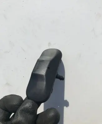 Volkswagen Beetle A5 Windshield washer spray nozzle 5M0955981