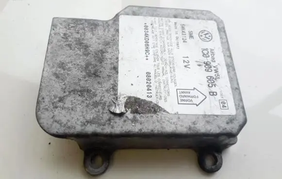 Volkswagen PASSAT B5.5 Airbag control unit/module 1C0909605B 5WK43124