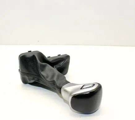 KIA Ceed Gear lever shifter trim leather/knob 