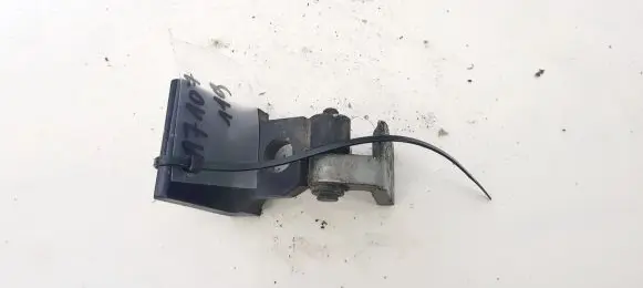 Audi A4 S4 B5 8D Rear door lower hinge 8d0833402
