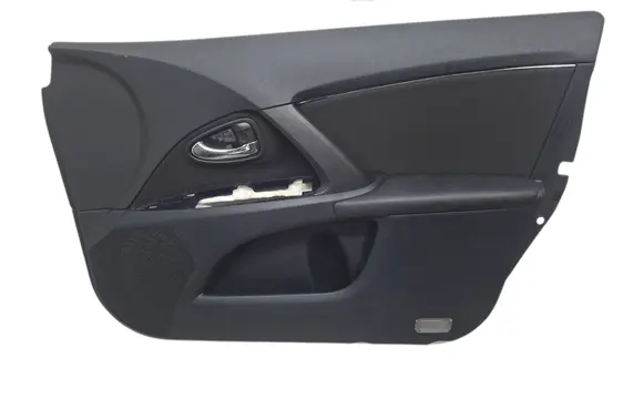 Toyota Avensis T270 Front door card panel trim 6761005630C3 6777705040 6773705011