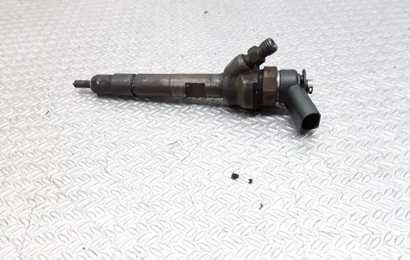 BMW 1 E81 E87 Fuel injector 0445110289