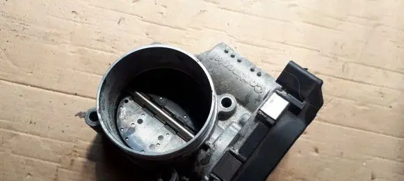 Audi A4 S4 B8 8K Throttle valve 06E133062G