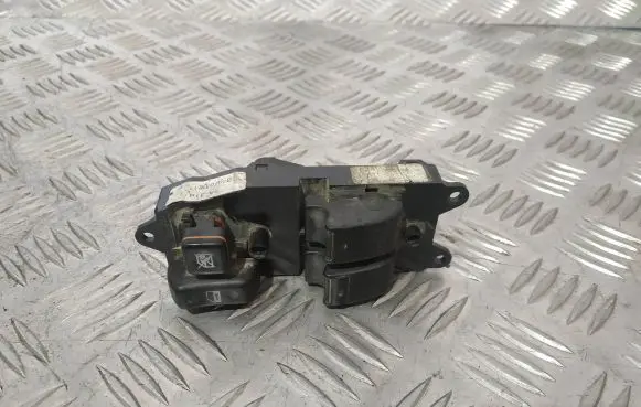Toyota Corolla E120 E130 Electric window control switch 54355669B 54035093