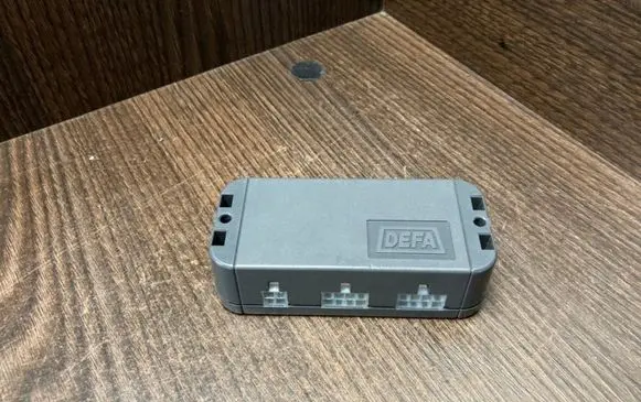 Volkswagen Crafter Other control units/modules 8220075 DEFAPOWERMODULE15001